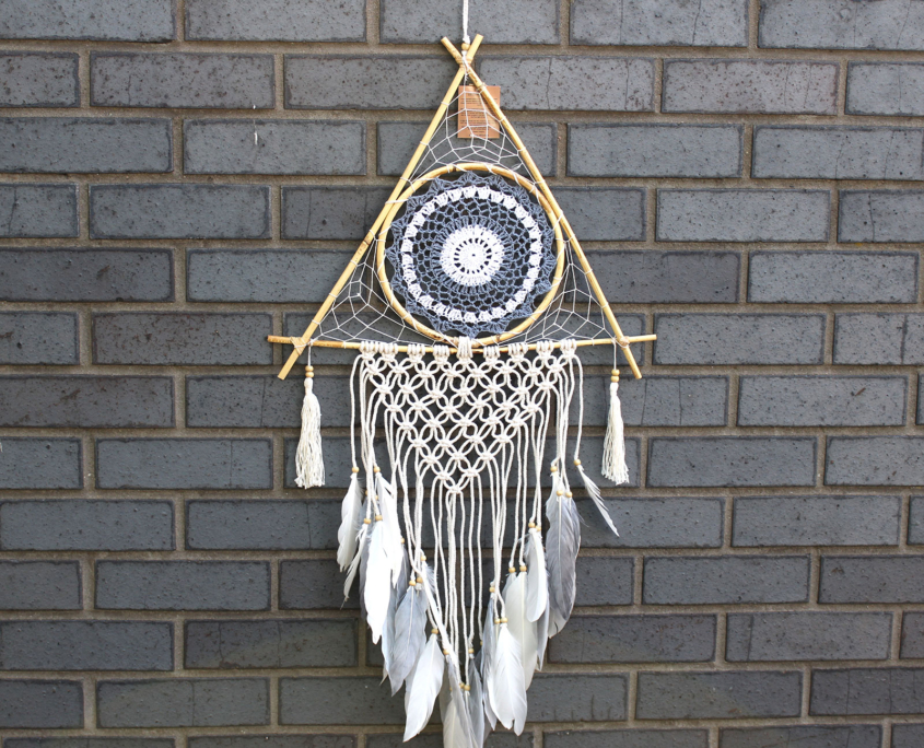 Protection Dream Catcher –  Pyramid White/Grey